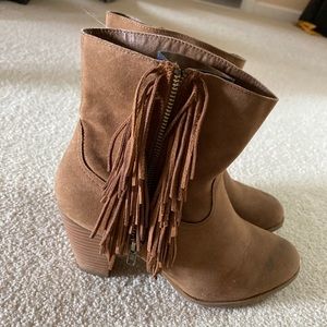 Fringe bootie